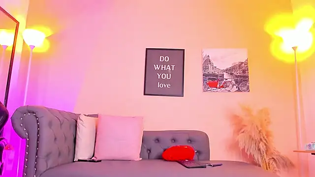 victoriazans online show from March 6, 4:40 am