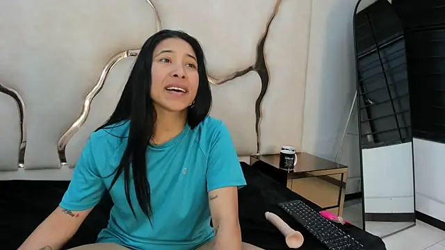 SexyAlyssax69 online show from February 26, 9:08 am