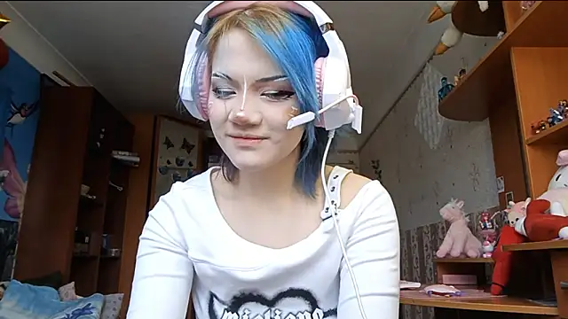 KathernSaulters online show from February 2, 6:56 am