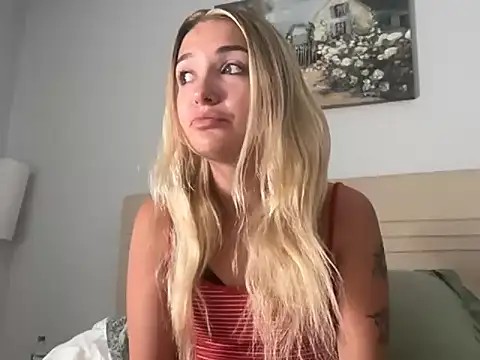 kelseyblu online show from April 8, 1:30 am