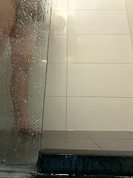 notyourtypicalAnna online show from April 30, 11:04 am