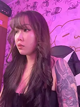 YukiiTYAN online show from February 6, 1:25 pm