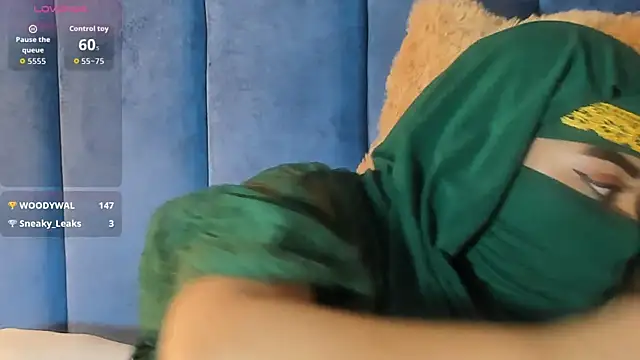 fatimarab   online show from March 22, 8:31 am