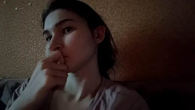 JessieLegend online show from February 14, 2:30 pm