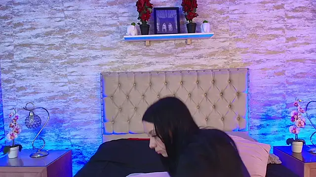 Elizabeth Ferrer online show from April 17, 12:40 pm