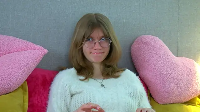 MilaMaelis online show from March 7, 6:20 am