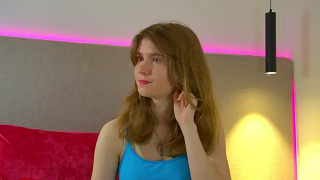 MilaMaelis online show from April 16, 6:25 am