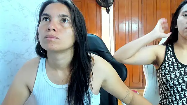 Emily and Soffy online show from February 25, 12:26 pm