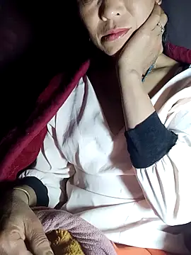witch-xx online show from May 3, 4:54 pm