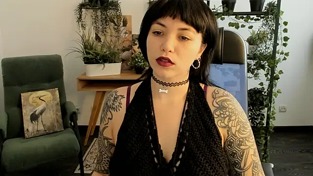 NeoGeisha online show from March 5, 10:11 am