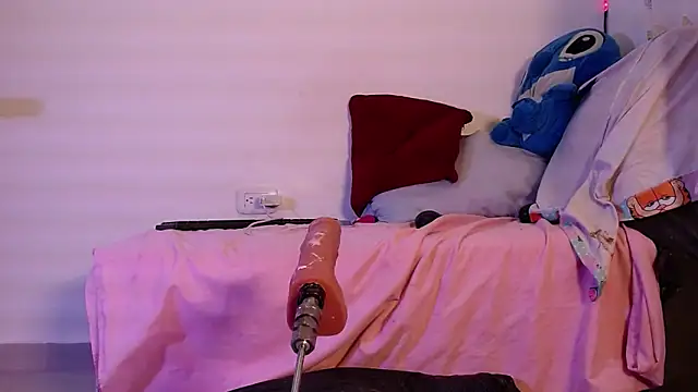 lana beckey online show from February 24, 12:15 pm