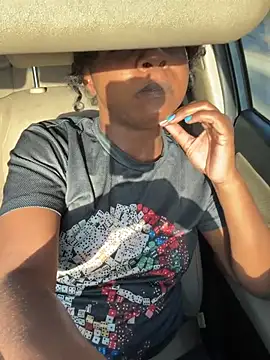Ebony Queeen online show from May 4, 10:57 pm
