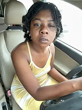 Ebony Queeen online show from May 12, 9:10 pm
