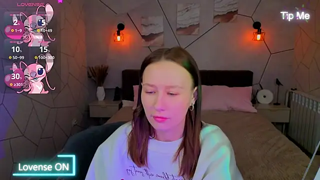  Kiki angel  online show from April 11, 1:22 am