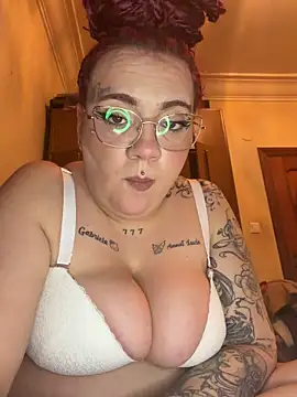 Diablita13 online show from February 20, 11:16 pm