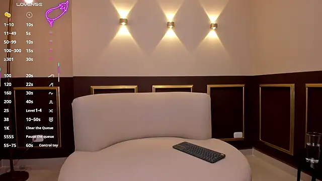 Josieskies  online show from February 12, 3:52 am