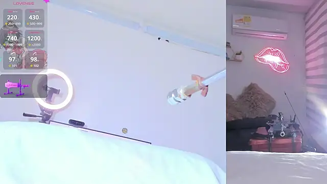 lana  kane   online show from March 24, 9:36 am