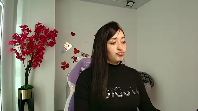 Alanna  scott online show from February 20, 3:49 am