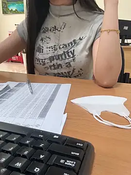 Celeste SexyY online show from April 15, 9:43 am