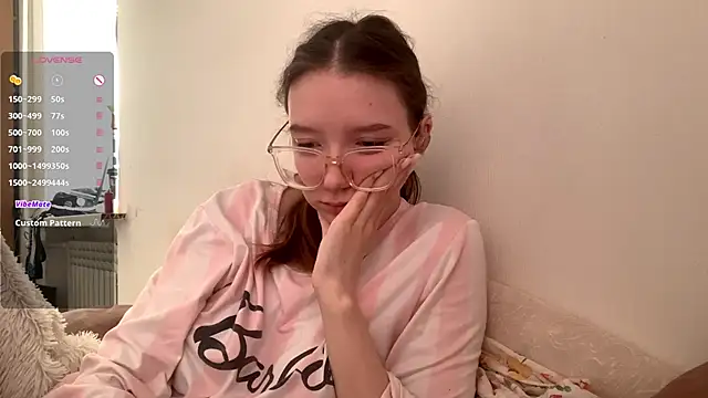 LakendraNoren online show from February 22, 6:58 am