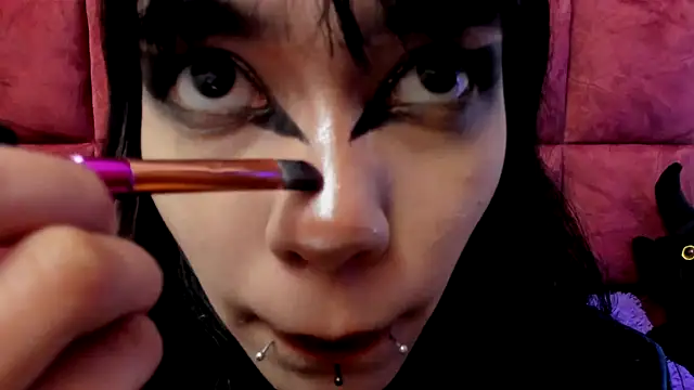 DAKOTALUCIFENA online show from March 27, 8:26 am