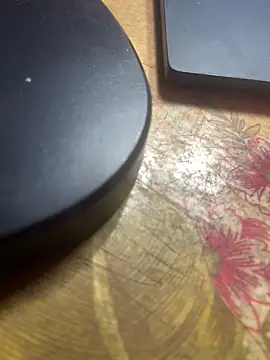 Miesi-c2clove online show from February 6, 4:21 pm