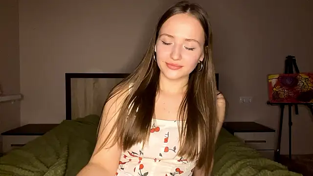 VivienneVesper online show from February 9, 1:30 am