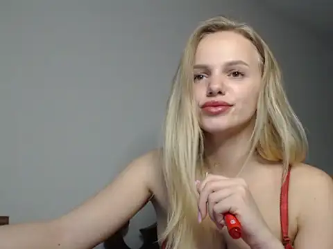 KeylaStar online show from March 12, 8:55 pm