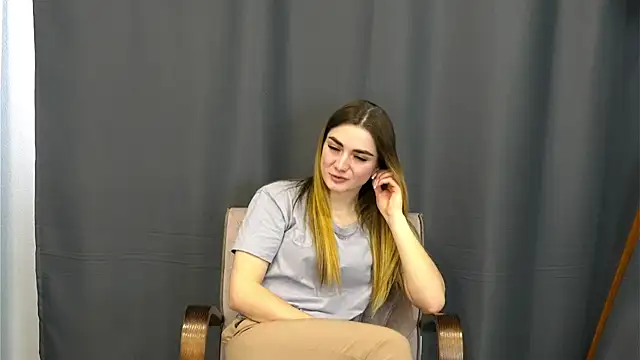 CharaVaz online show from February 8, 7:56 am