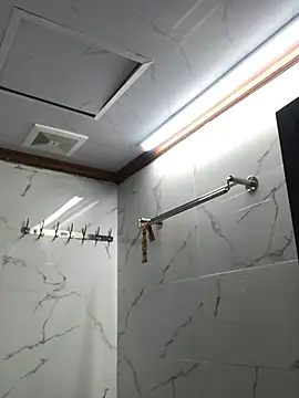 cuty lusy online show from March 31, 10:59 am