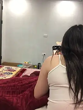 cuty lusy online show from April 2, 1:41 pm