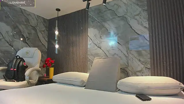 eva lain online show from March 11, 12:42 pm