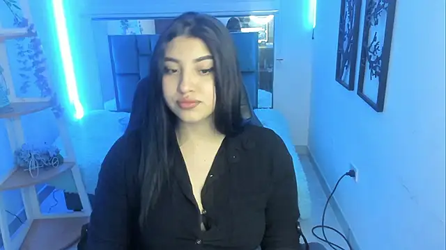 bloom winxx online show from February 10, 4:04 am