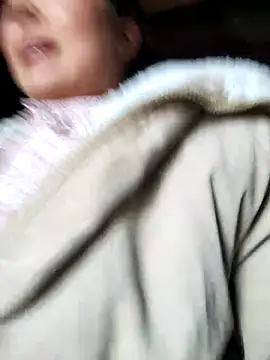 Yiyoongg online show from March 23, 4:51 am