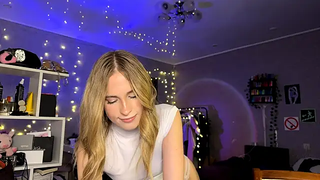 amily sunray online show from April 16, 8:30 pm