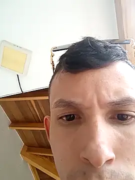 Isaak 26 online show from March 24, 5:40 pm