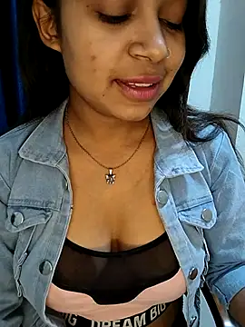 LIZANI 0 online show from February 28, 5:56 pm