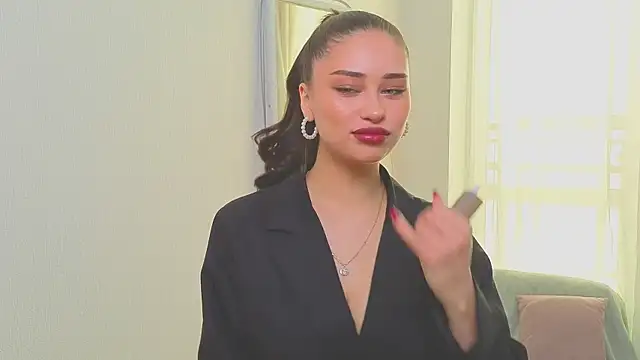 Sofia Plump online show from March 3, 9:59 am