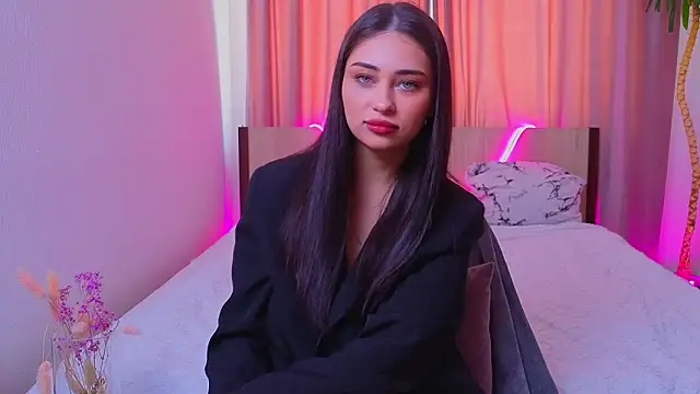 Sofia Plump online show from February 18, 10:14 am