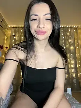 Layana Ro online show from March 3, 8:48 pm