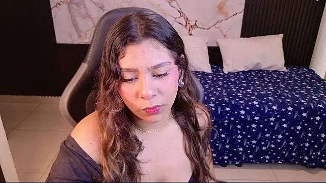 Sophie19   online show from March 4, 1:07 pm