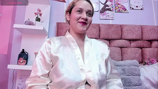 CurvaDorada noa online show from March 2, 7:09 pm