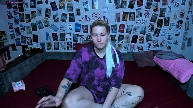 x Ulya1cutex online show from May 1, 9:29 pm