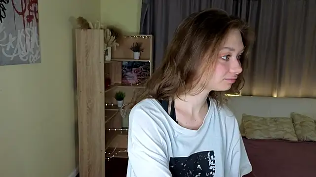 HolliBillig online show from May 17, 7:13 pm