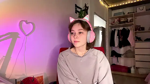 SlunkRear online show from March 7, 11:12 pm