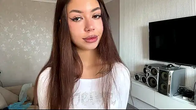 You Club Winx online show from April 11, 7:45 am