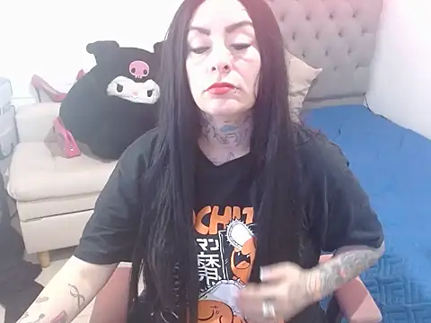 mia vantt online show from March 26, 10:00 pm