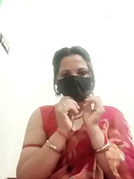 karishma Bhabhi online show from April 10, 4:46 pm