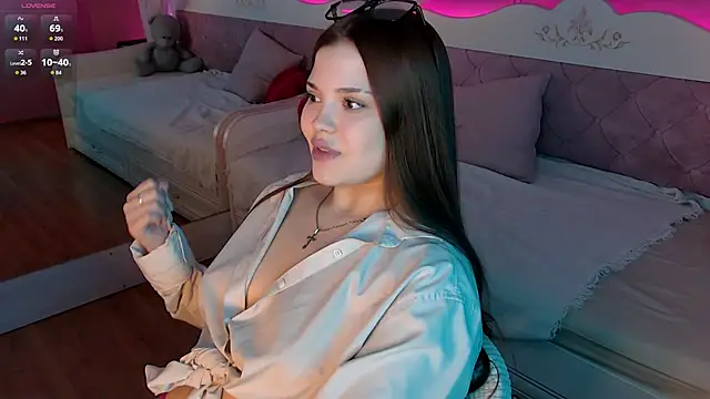 BonieSmith online show from April 17, 6:37 am