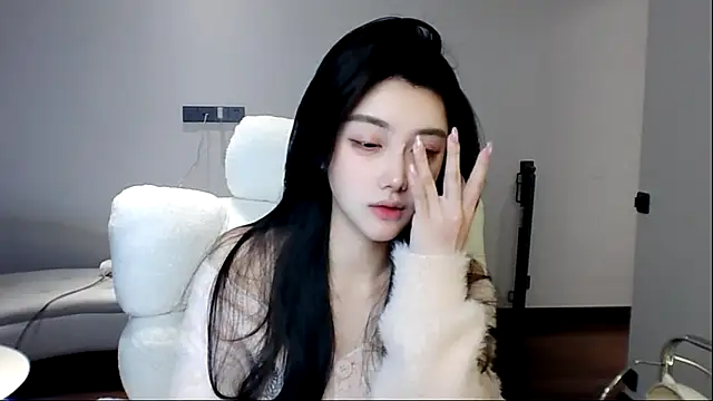 MedeLineayr online show from March 25, 6:11 pm